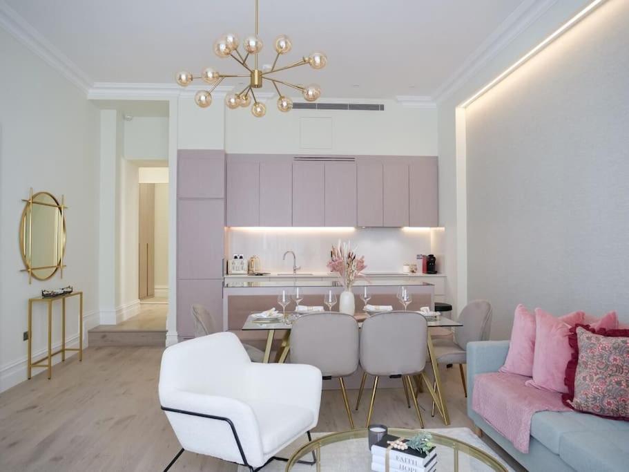 Lägenhet Stylish 2 Bed Flat On The Iconic Gloucester Road