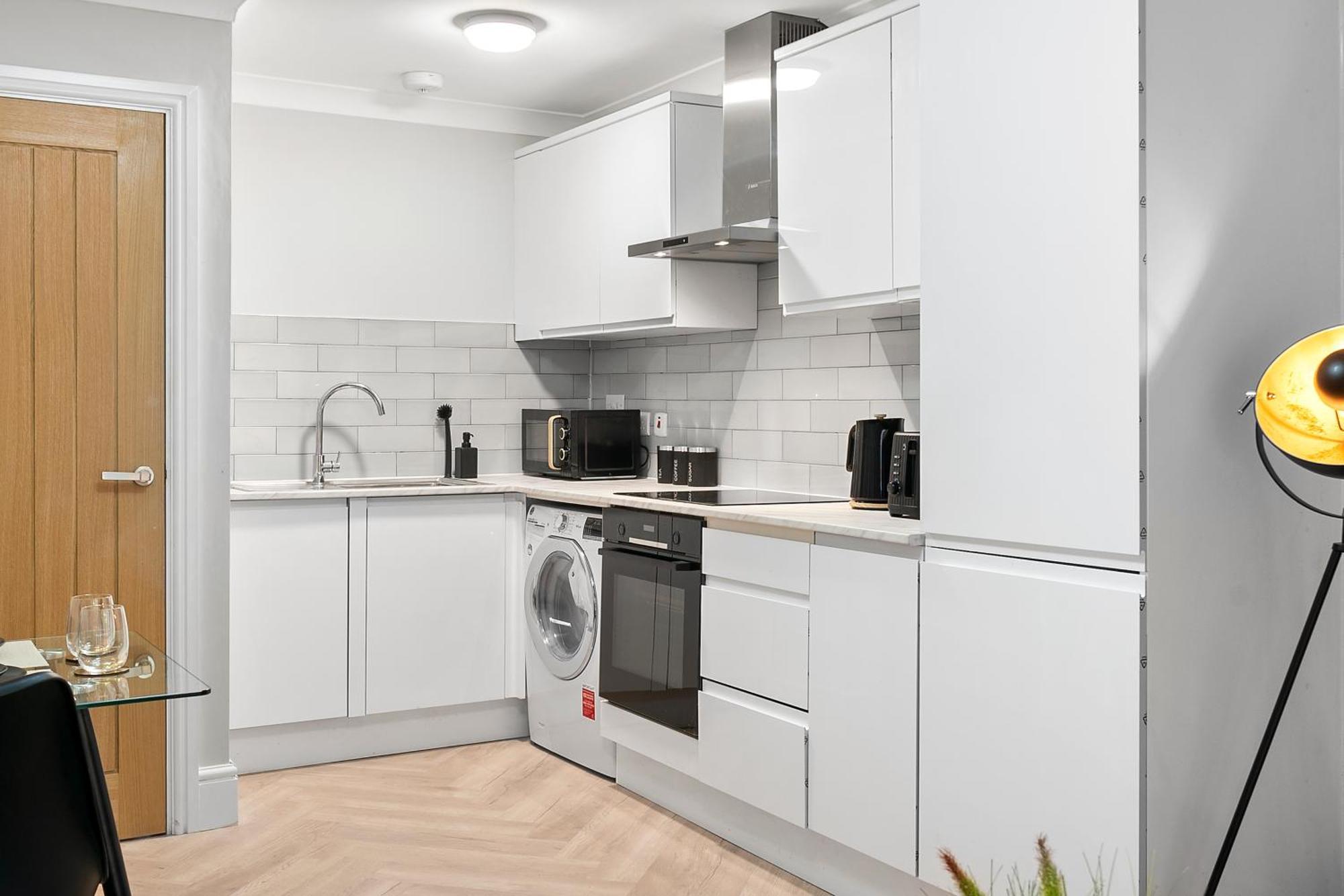 Stylish 3-bedroom Greenwich 2 Bath Pad & Free Parking Lägenhet