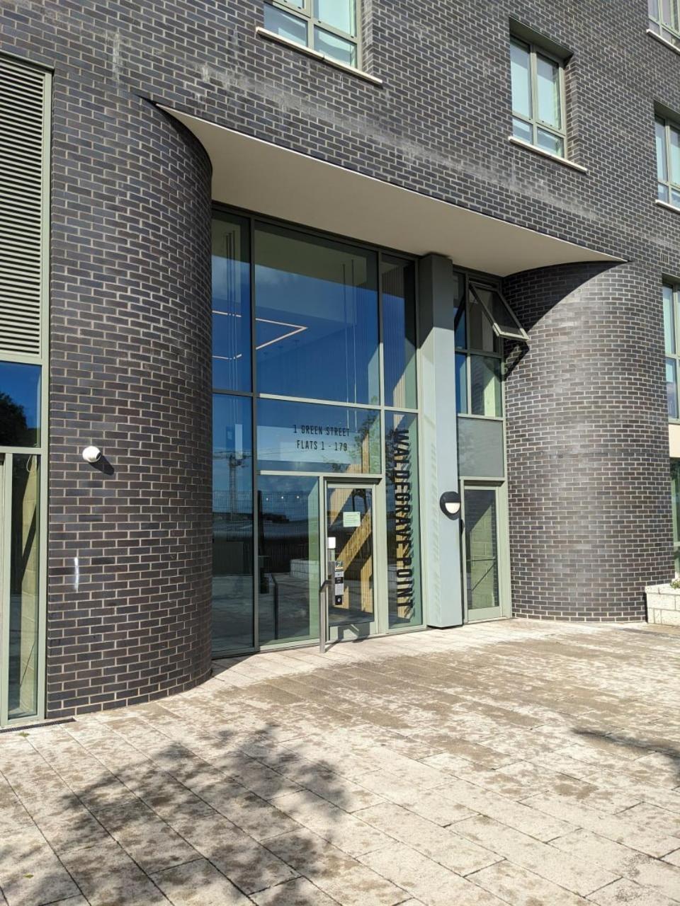 Appartement Raintree Village Londen