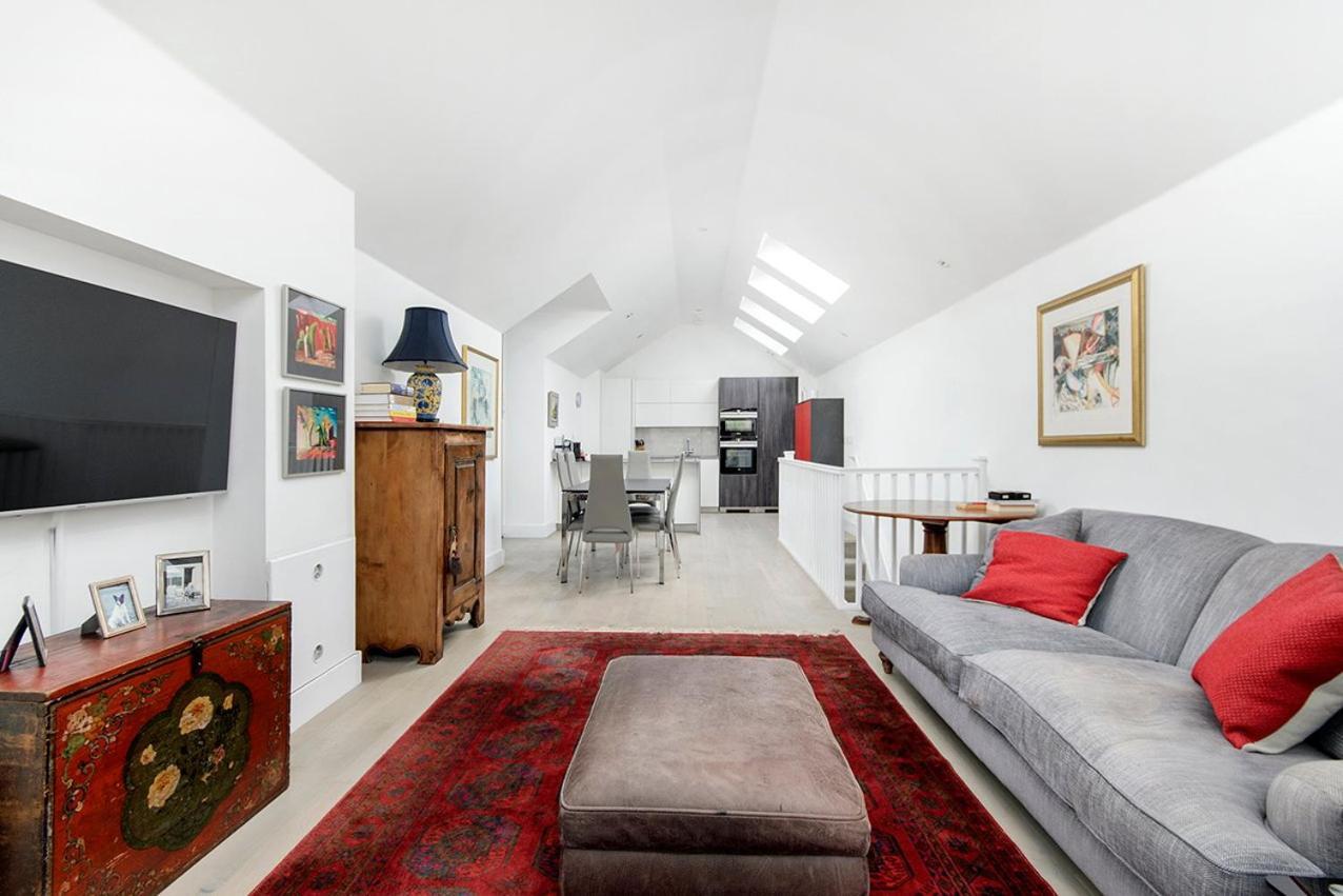 Leilighet Guestready - Bauhaus Duplex In Shepherd's Bush *