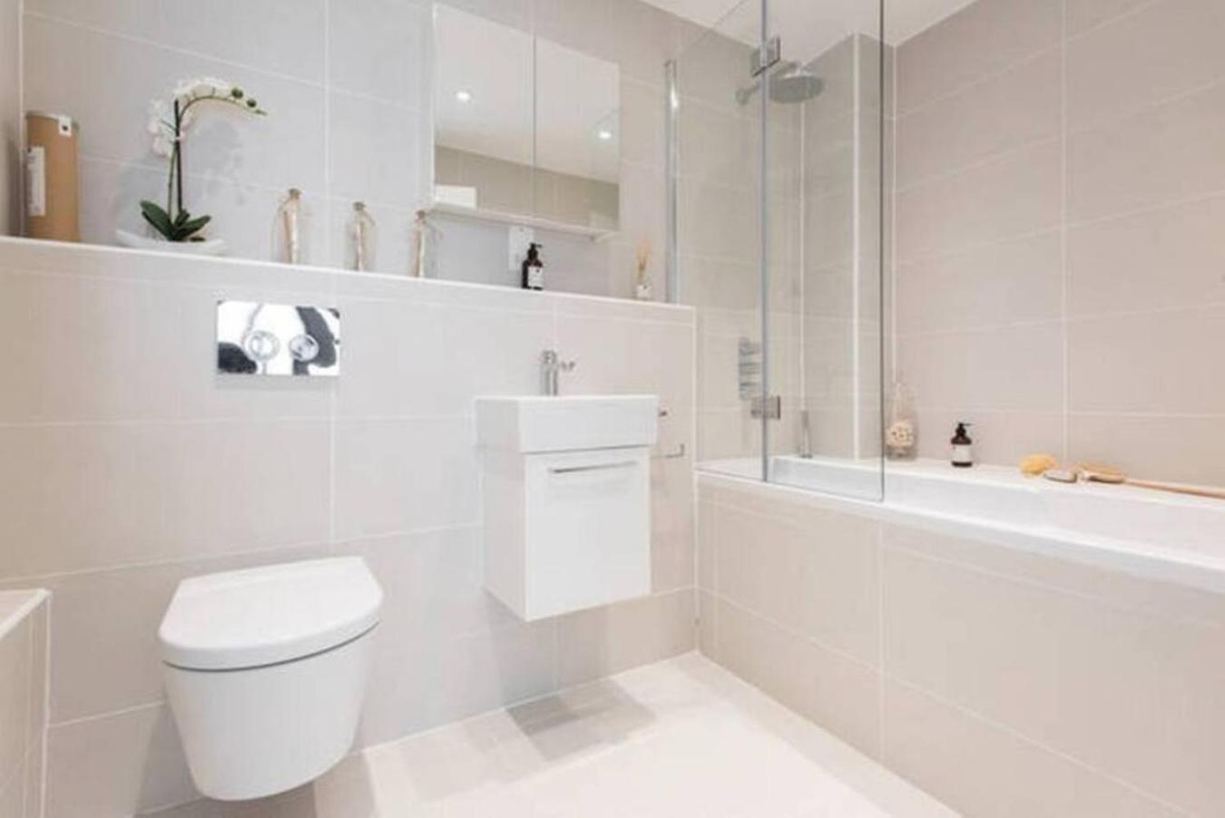 Large Three Bed Duplex Camden Semesterbostad *