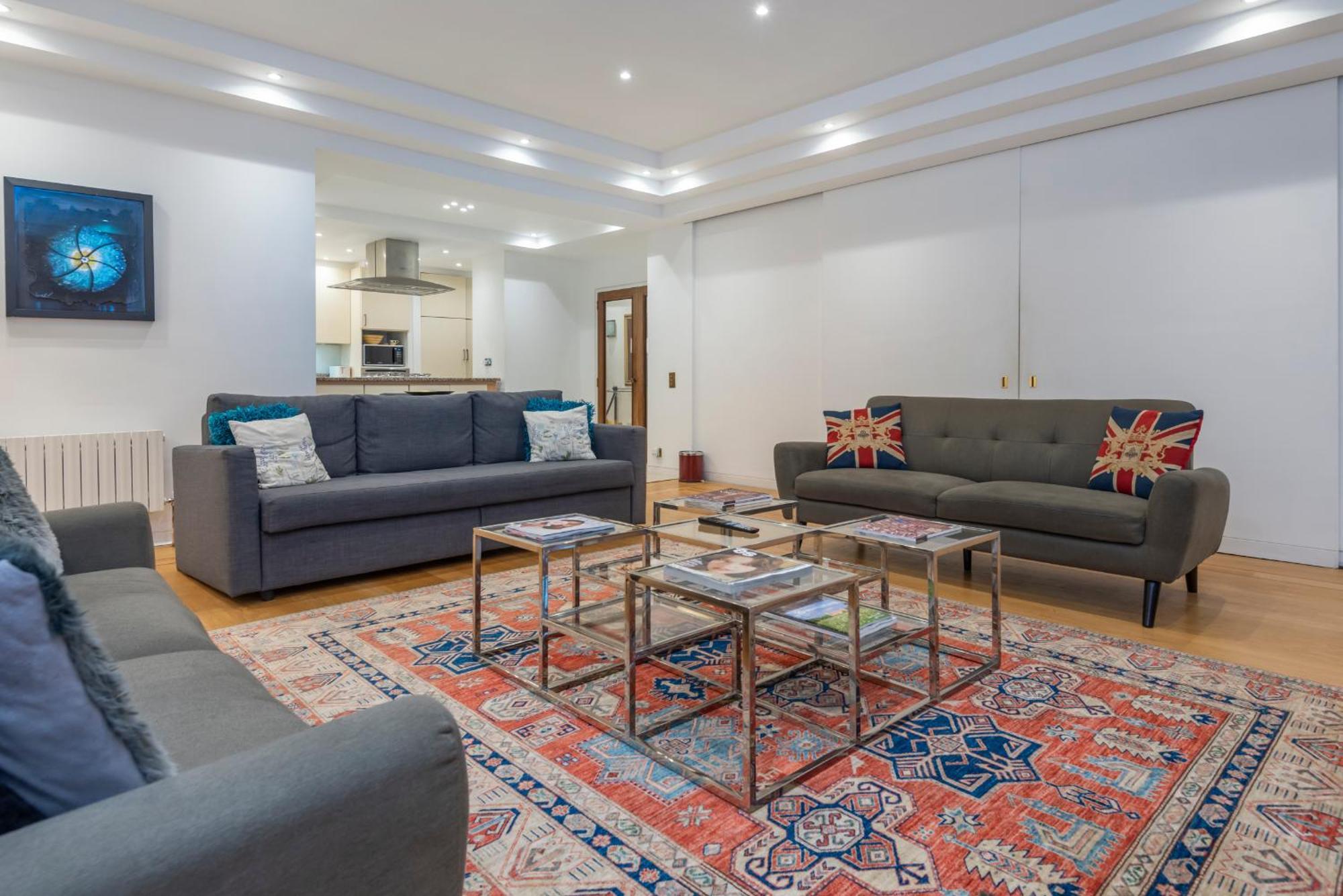 Mayfair Piccadilly - The Choice London