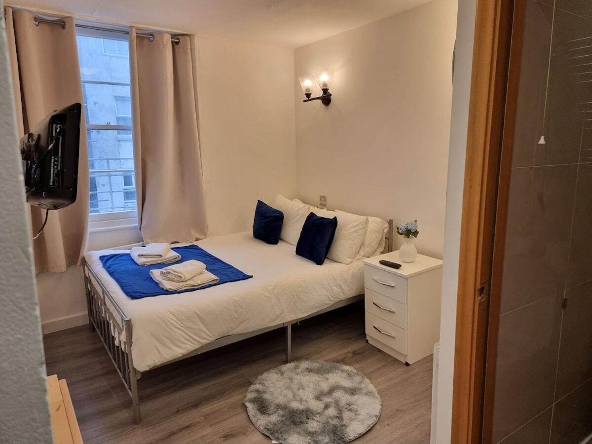 F302-3rd Floor For 2 Near Hyde Park Appartamento