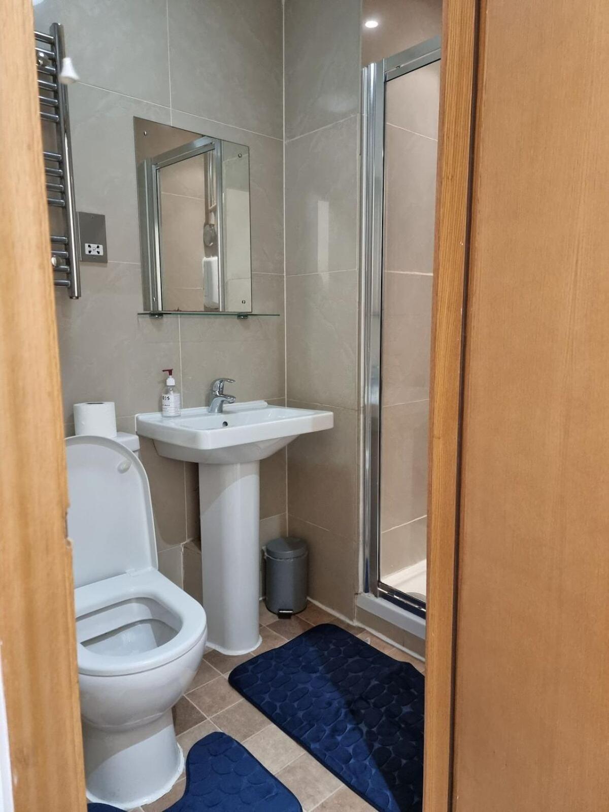 F302-3rd Floor For 2 Near Hyde Park Londra