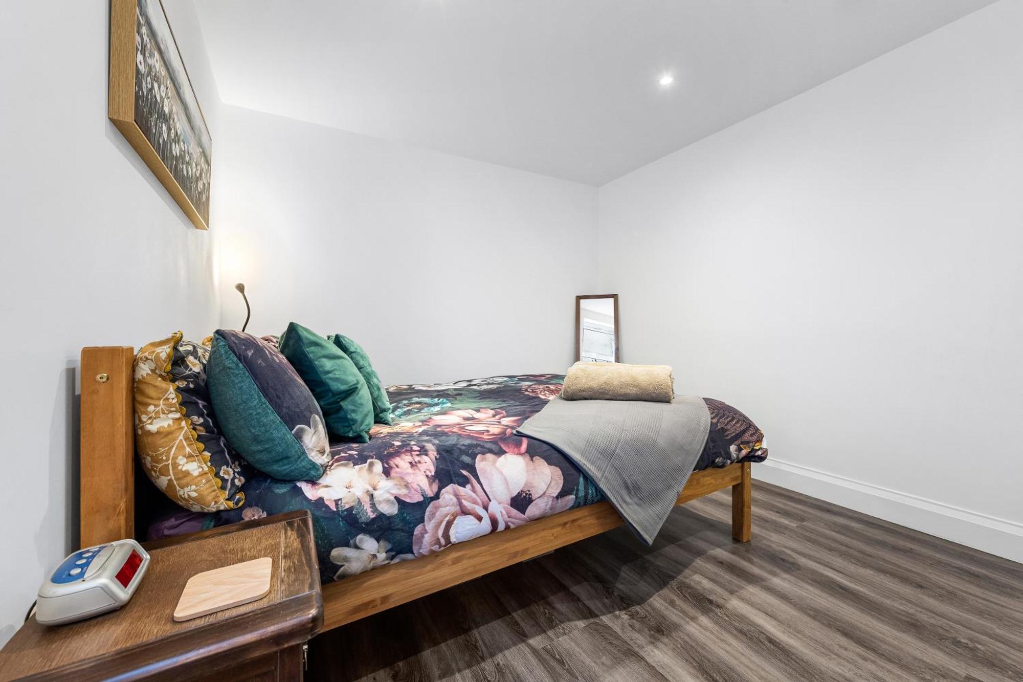 Modern Basement Stoke Newington London, Close To Transport Appartement