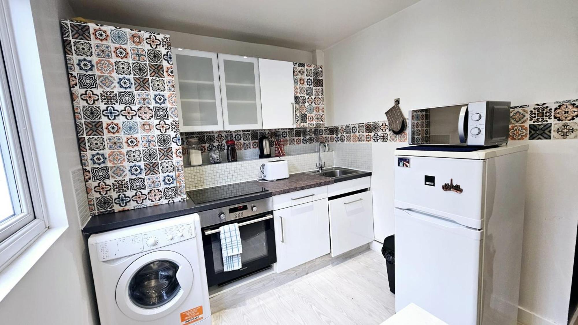 Stylish 2 Bed Near Notting Hill Lejlighed *
