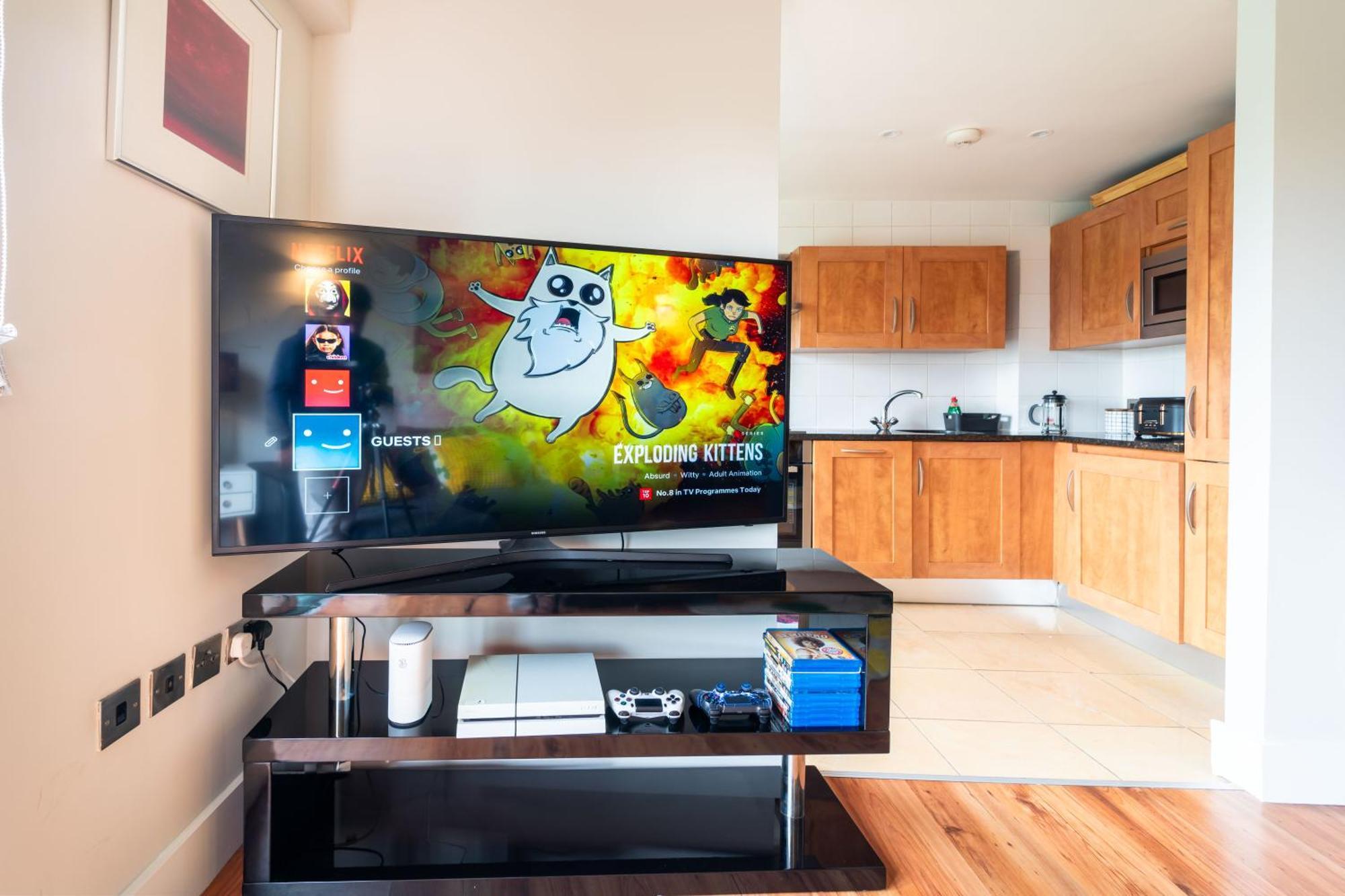 Lejlighed Luxury Docklands 2bed Apt- Close To Excel- Canary Wharf- Airport - 02 Arena- Free Parking- Ps 4 London