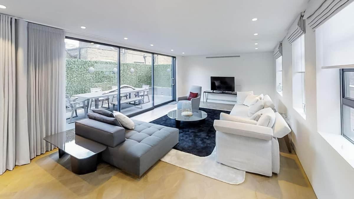 Lovely 4 Bdr Free Parking Appartement Londen