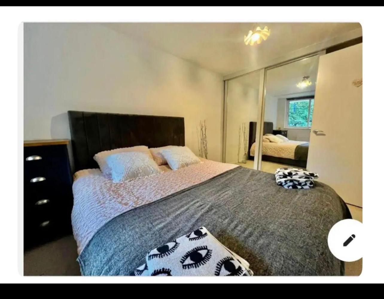 1bed Close To Transport Links Lejlighed London