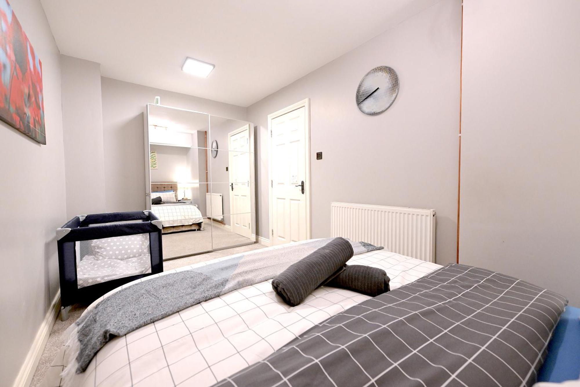 Vakantiehuis 3 Bedroom House In Euston, Patio & Bbq