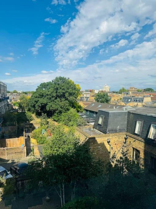 Lägenhet Stylish Two-story Retreat London