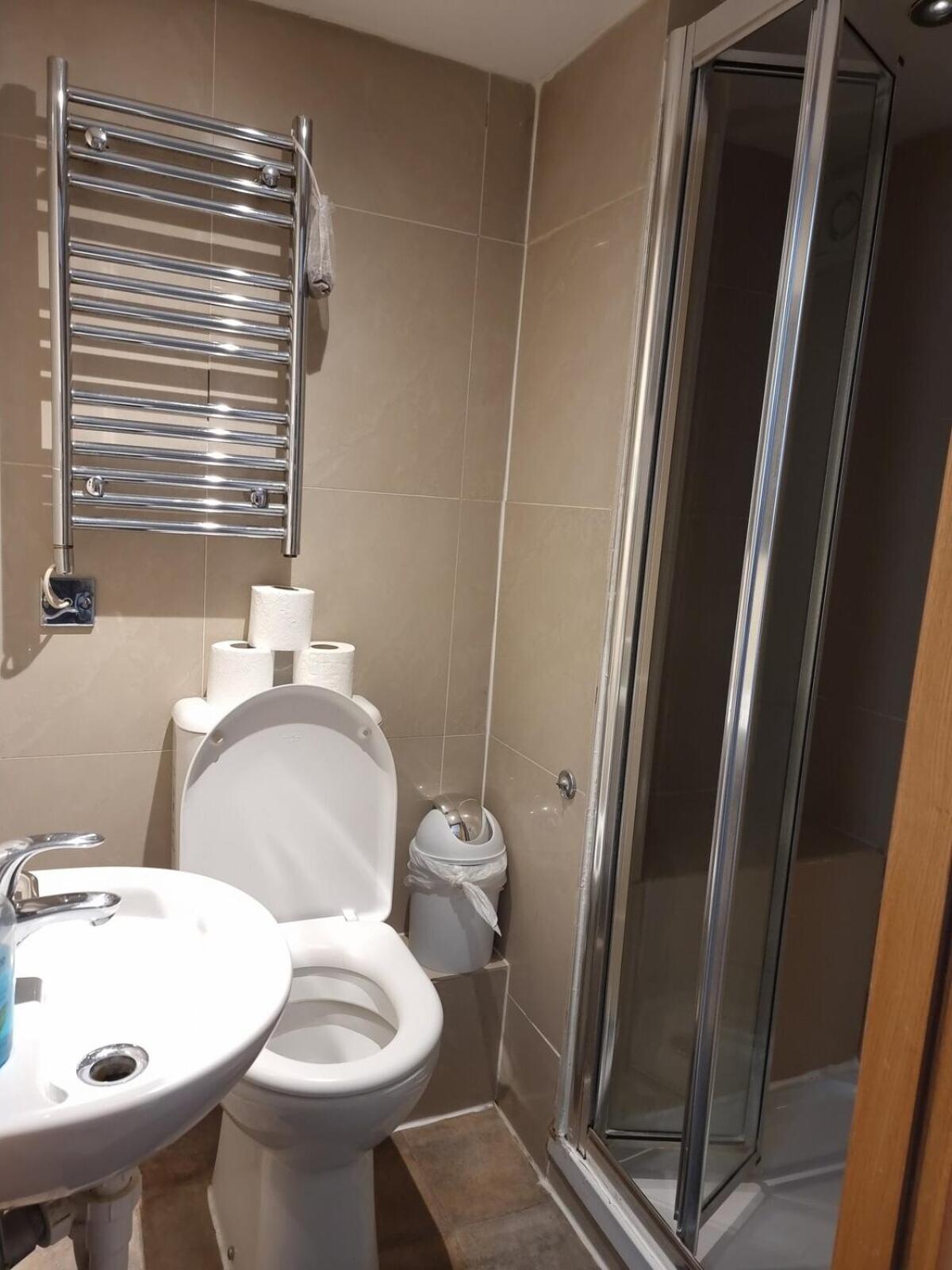 F103-1st Flr Mezzanine Fit 3 Near Hyde Park Apartment London