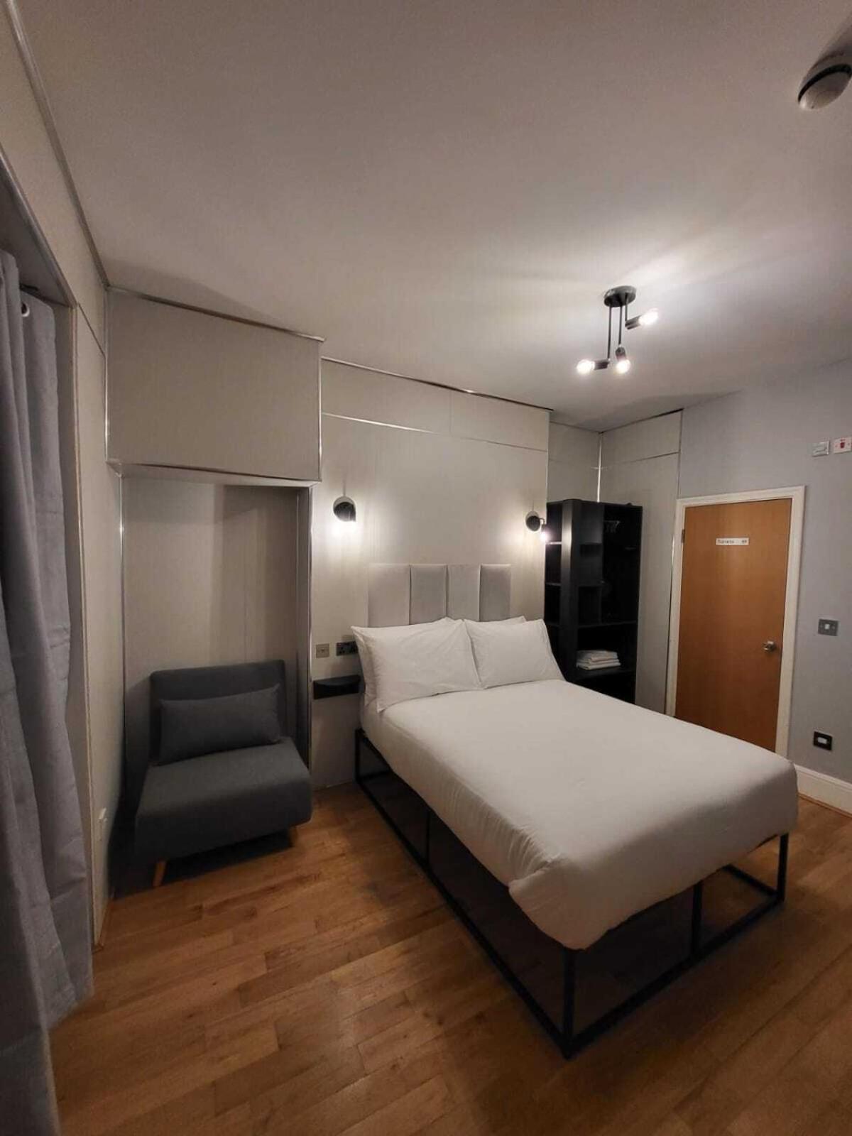 Fb3- Basement Fits 2 Near Hyde Park Appartement Londres