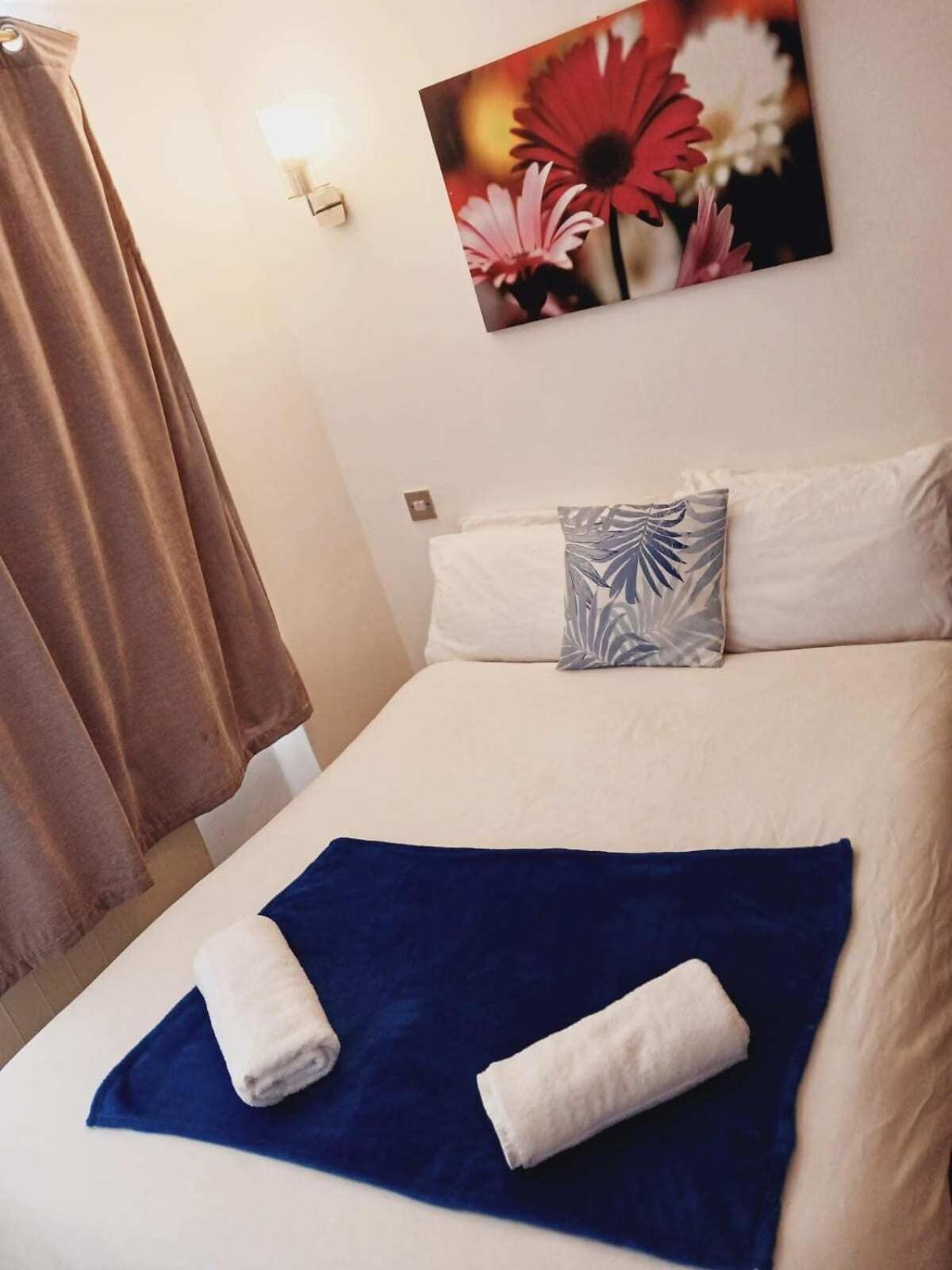 F304-lovely 3rd Flr Fits 2 Near Hyde Park * Londra