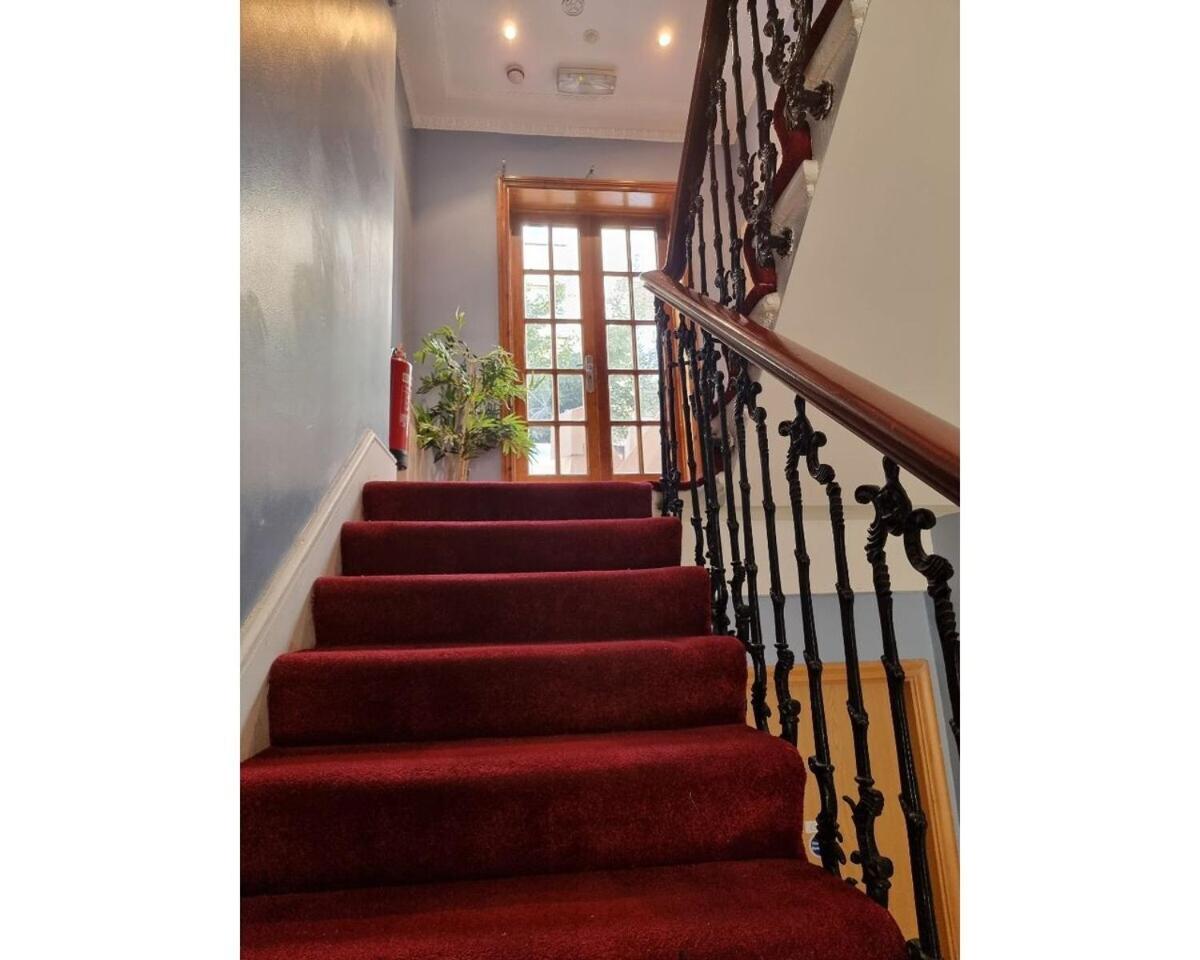 F203-fantastic Second Flr Near Hyde Park London