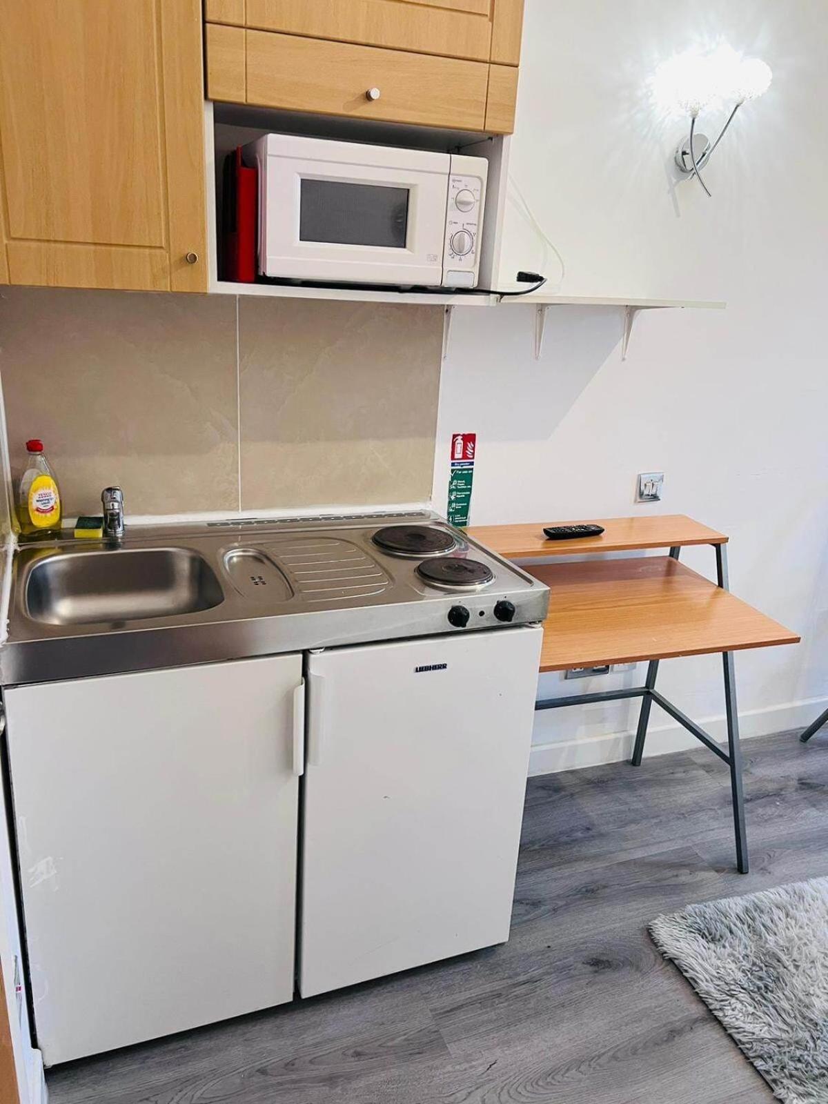 F203-fantastic Second Flr Near Hyde Park London