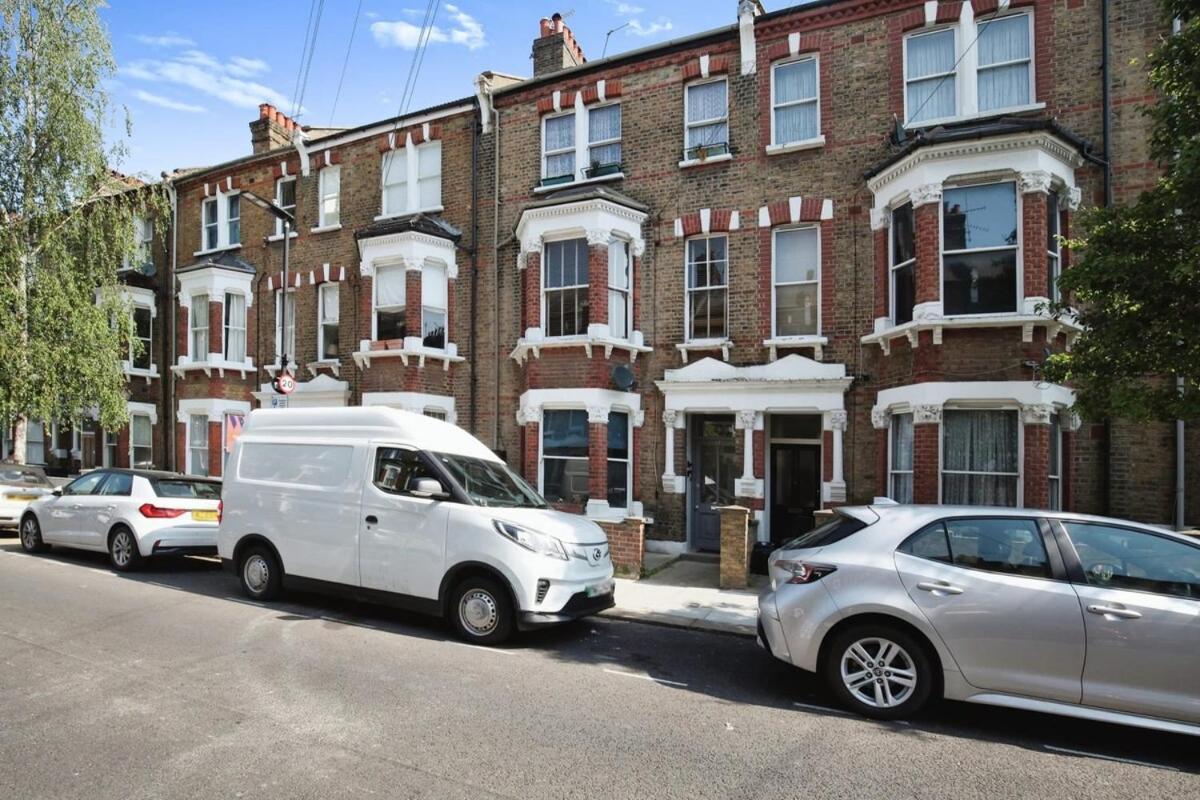 Cozy 2br Flat Sleeps 3 Appartement Londres