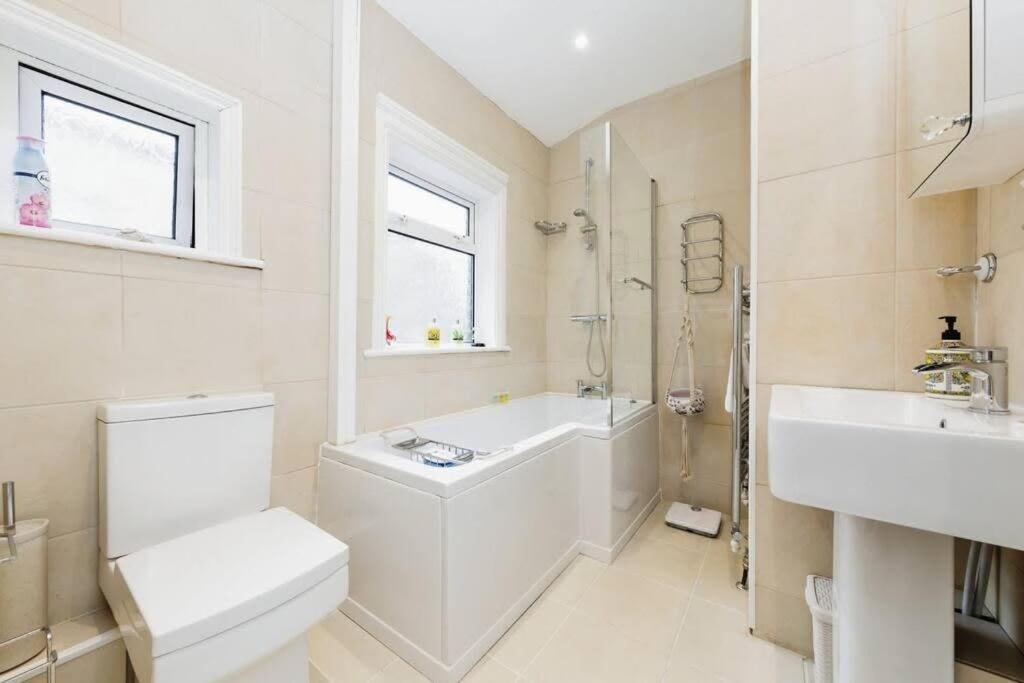 Vakantiehuis Your Chic 3br Comfort And Style In *