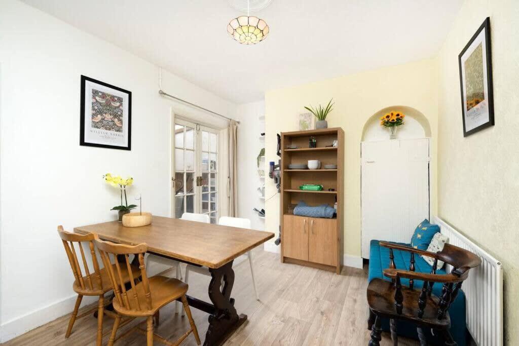 Feriehus 3br House A Perfect Group Getaway London
