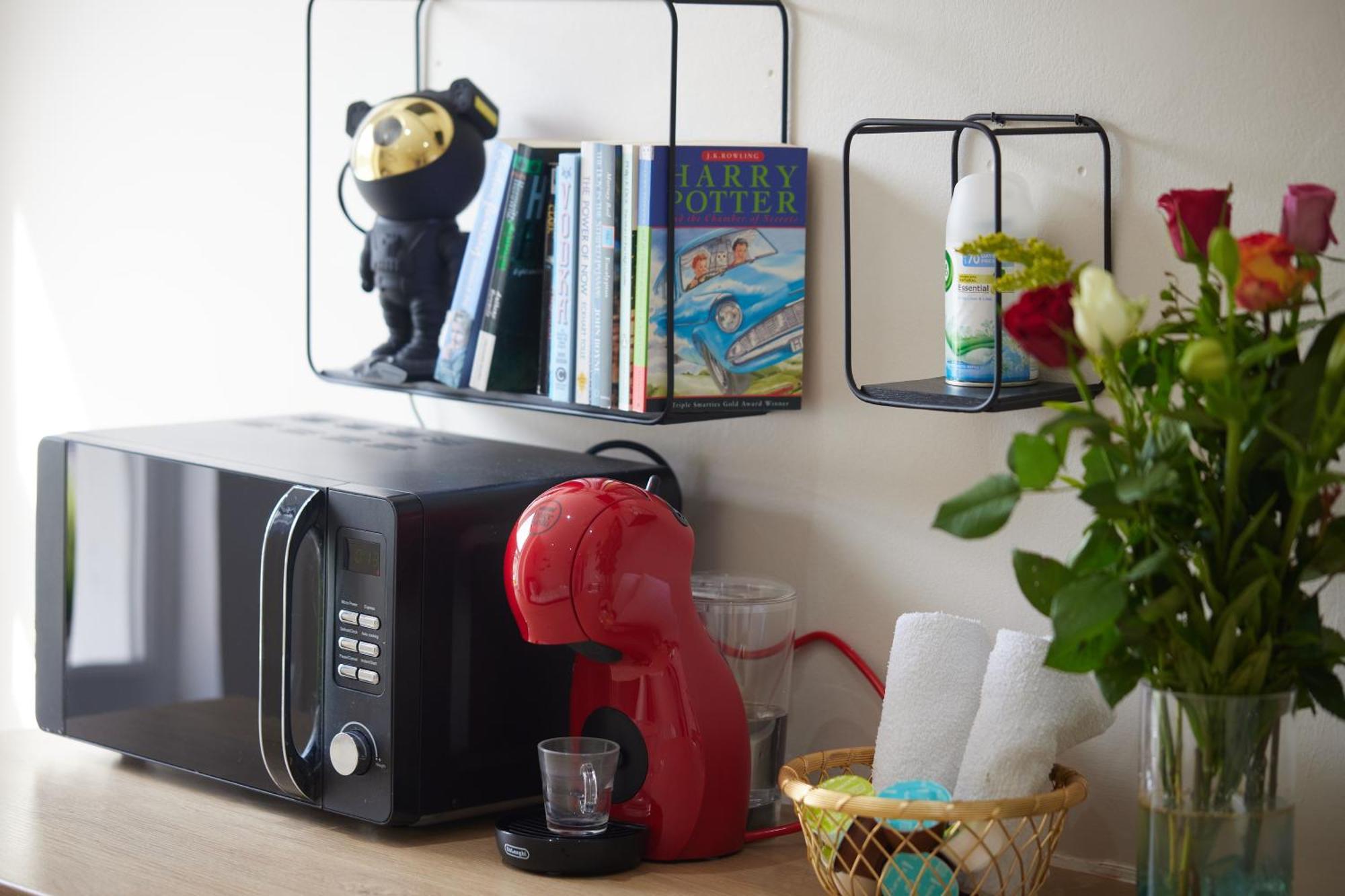 Your Ideal Getaway - Charming Haven * London