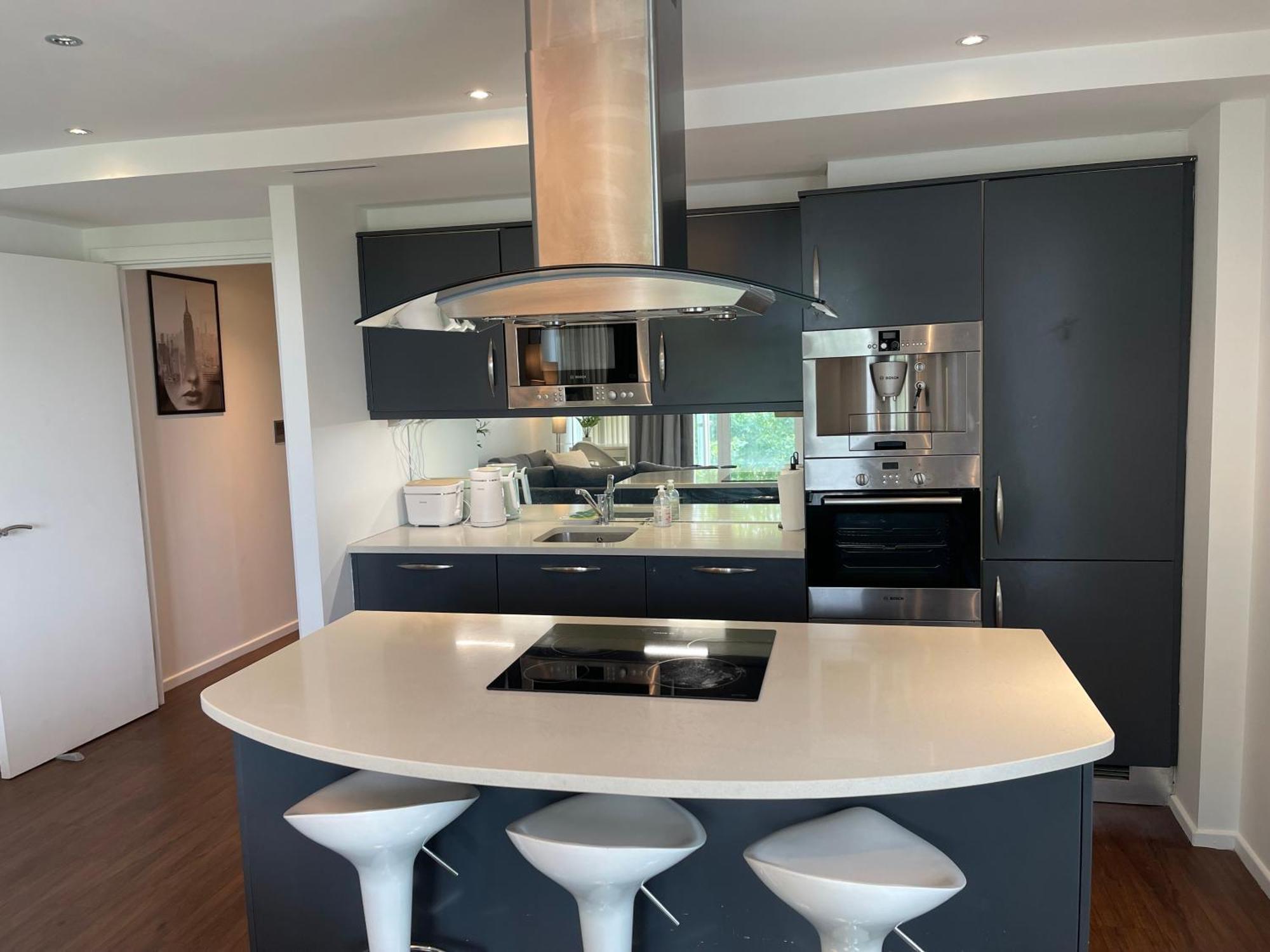 Modern Luxury 2 Bedroom In Excel * London