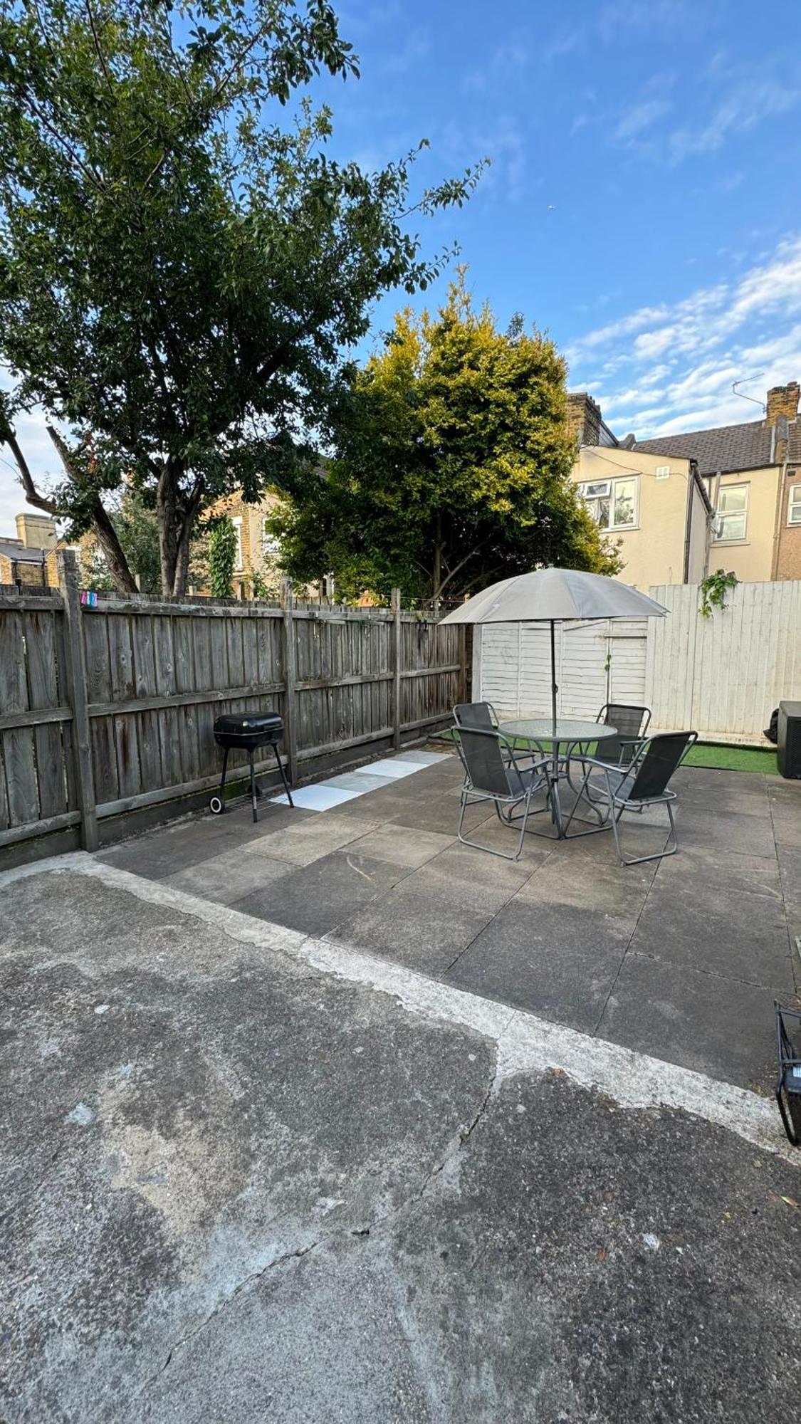 Spacious Double In Greater Londra