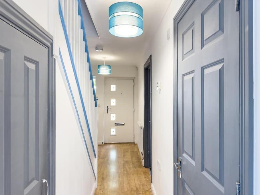 Lägenhet Last-minute Reserve L Modern 2 Double Bed For 5 Guests L Hofin Short Lets & Serviced *