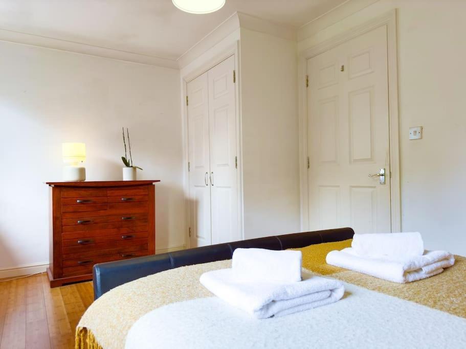 Last-minute Reserve L Modern 2 Double Bed For 5 Guests L Hofin Short Lets & Serviced Lägenhet