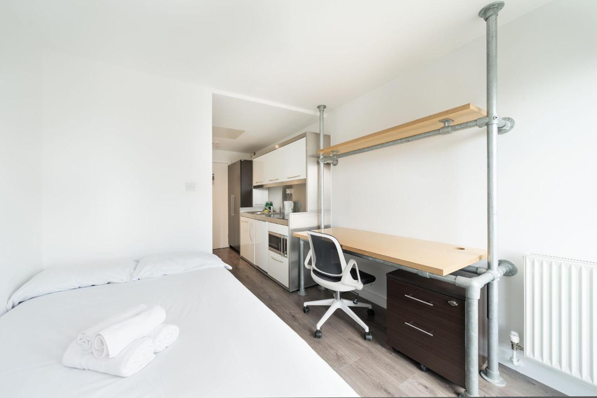 Comfortable And At Chapter Spitalfields In Apartment London