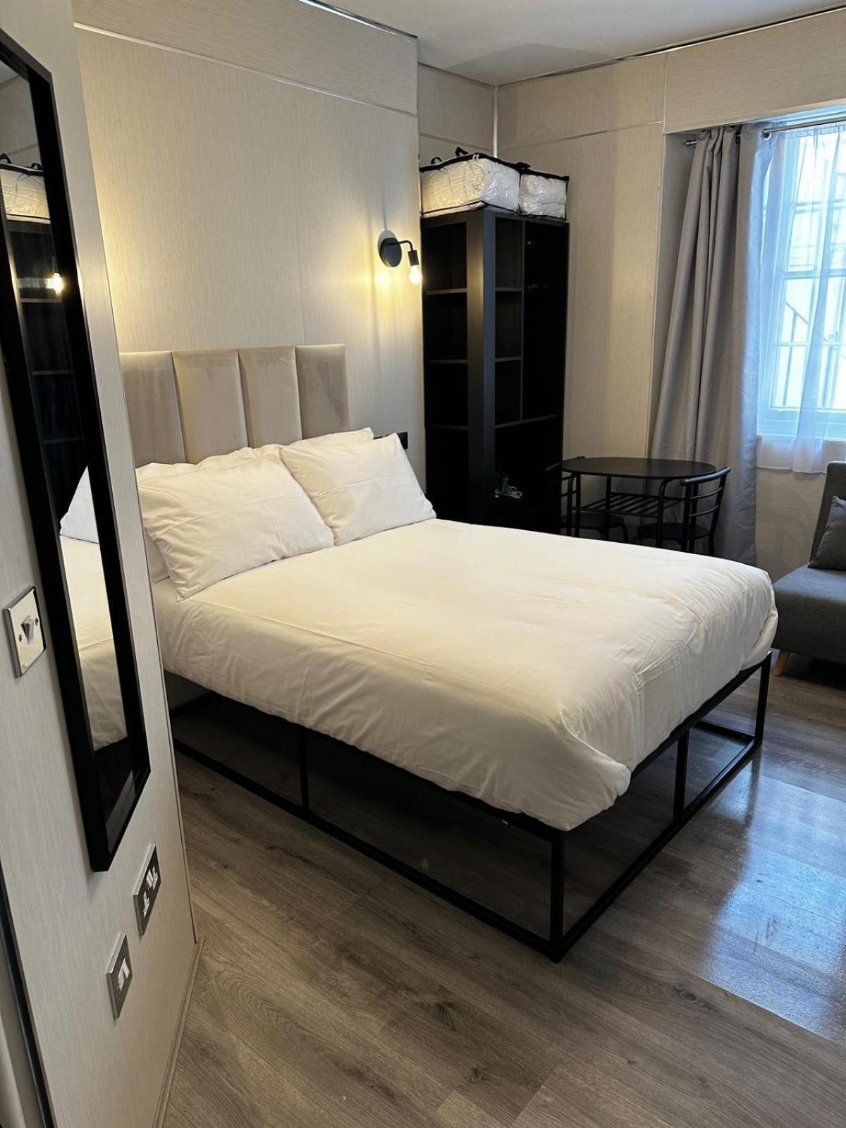 Fb2-fantastic Basement Good For 3 Near Hyde Park Leilighet *