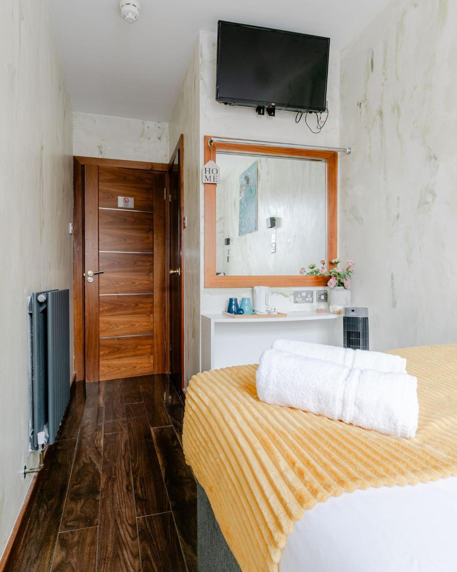 Nd - Hyde Park Hotel Londres