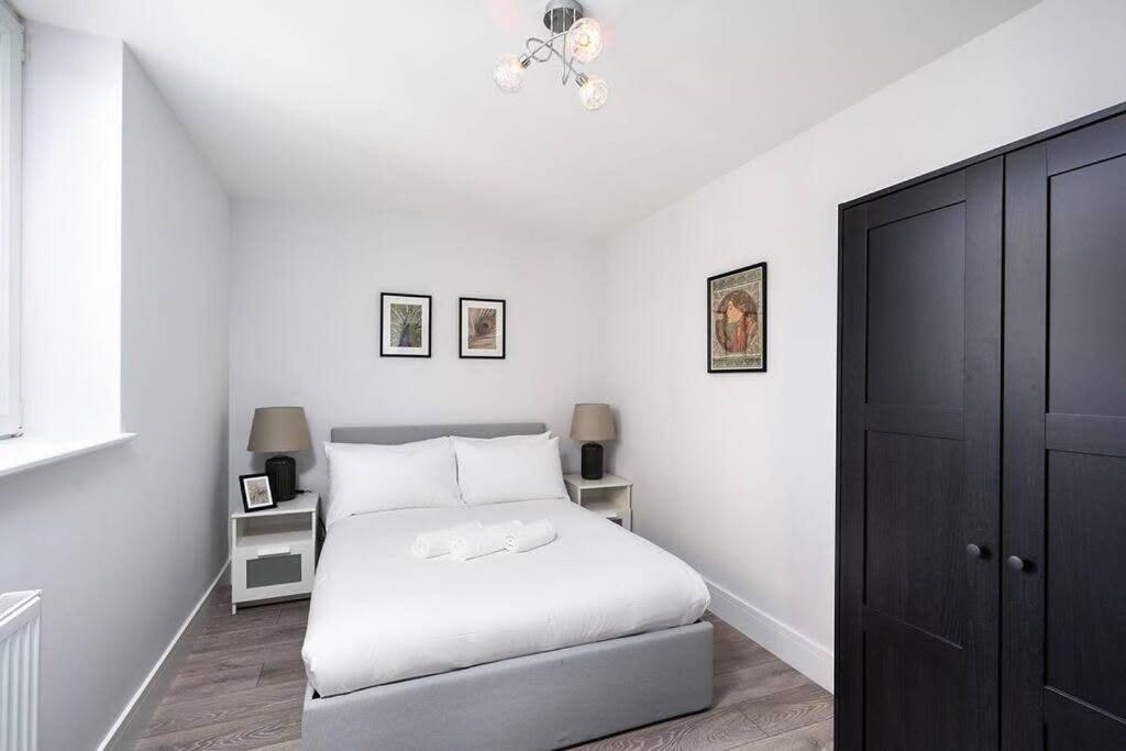 Charming In The Pleydell Estate * London