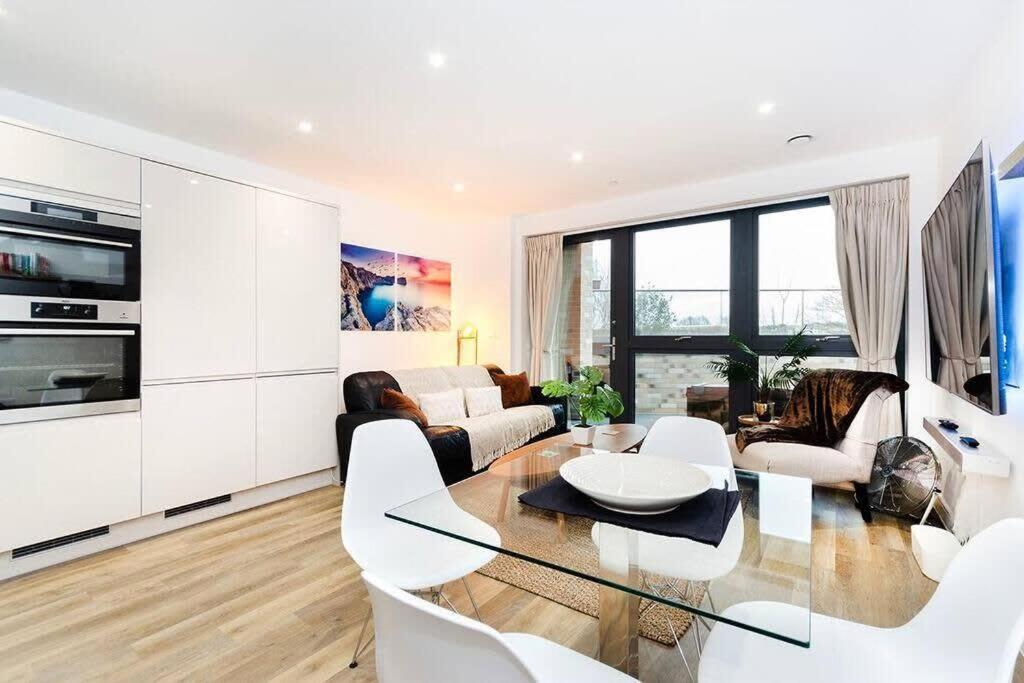 Stylish 2 Bedroom Flat In Wandsworth Appartement