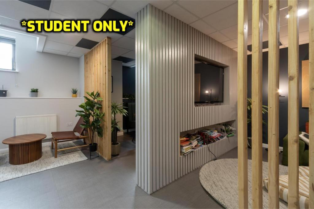 Student Only Zeni Vauxhall Lägenhet