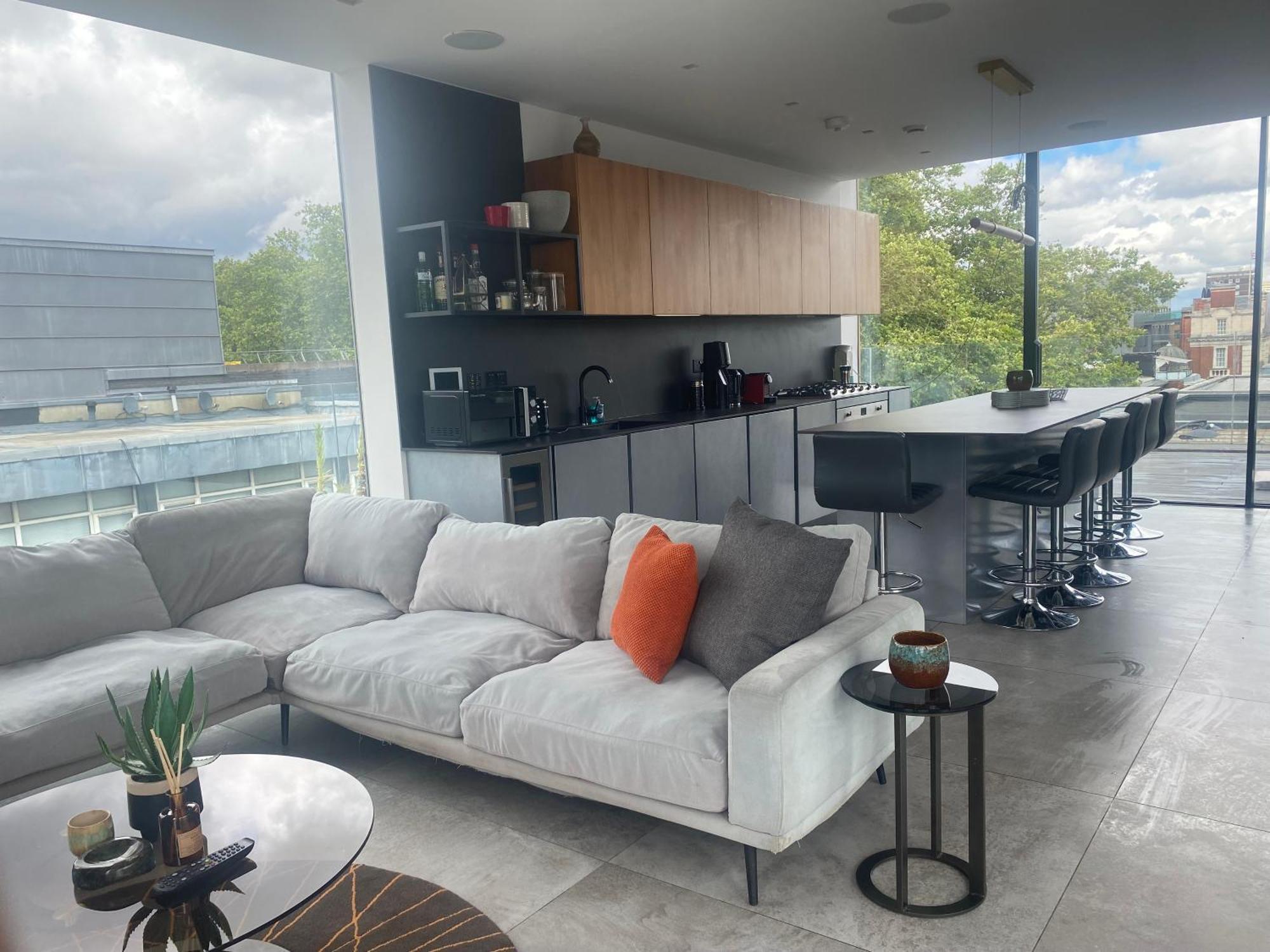 Shoreditch 3 Bed 2 Bath Large Terrace & Park View London