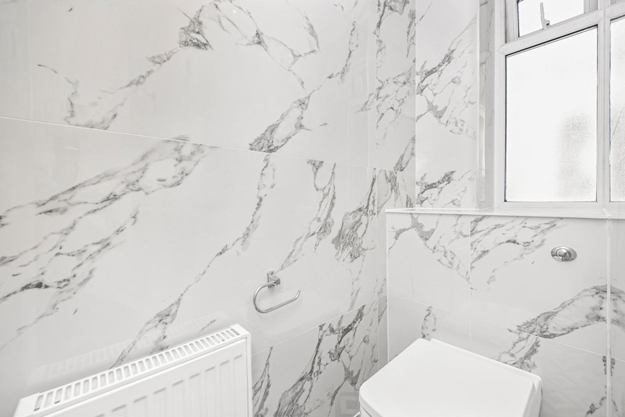 Spacious Bridge Flat * Londra