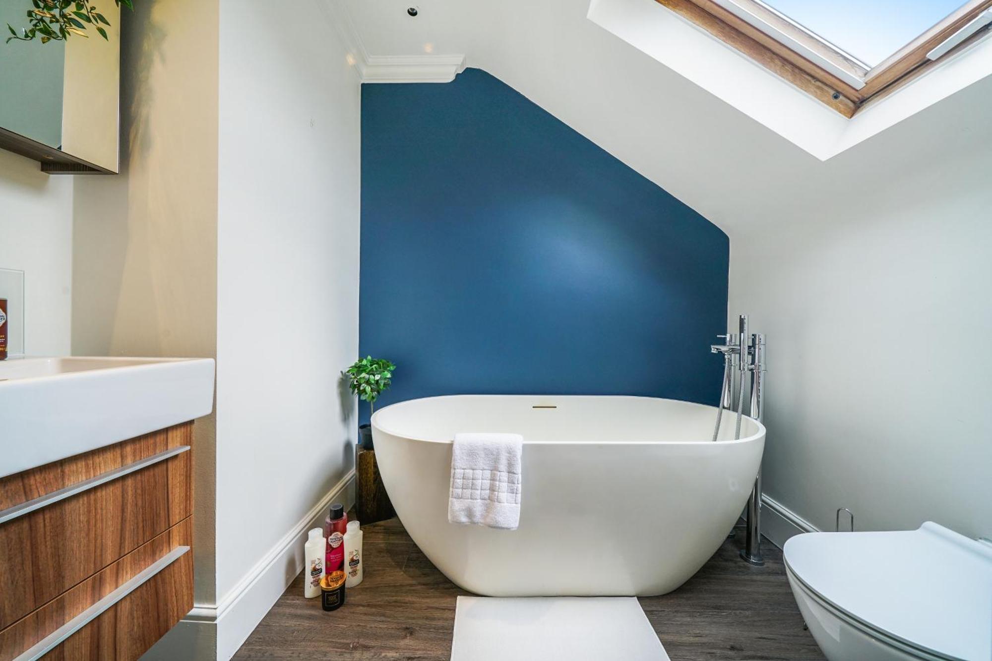 Hébergement de vacances Stylish 2bed 2 Bath House With Balcony