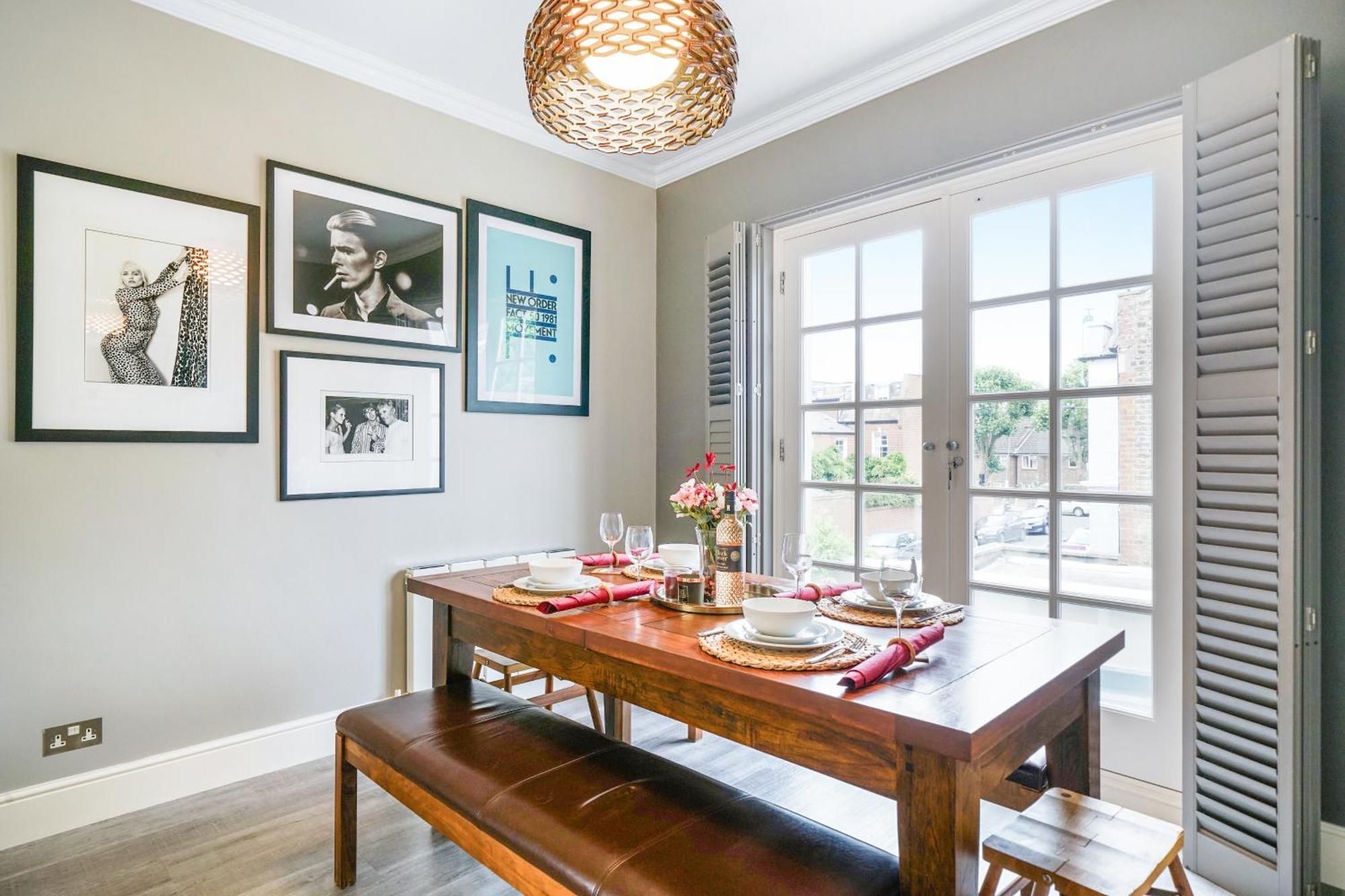 Hébergement de vacances Stylish 2bed 2 Bath House With Balcony