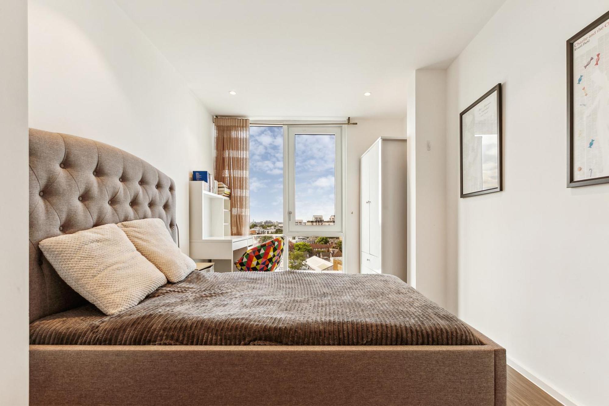 Apartment Chic 2-bedroom With Stunning Views In London