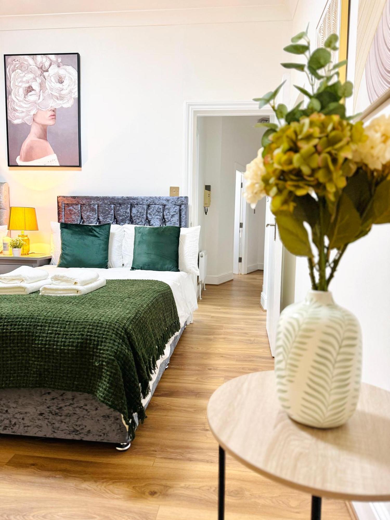 Beautiful 2bedroom Flat In St John Lejlighed London