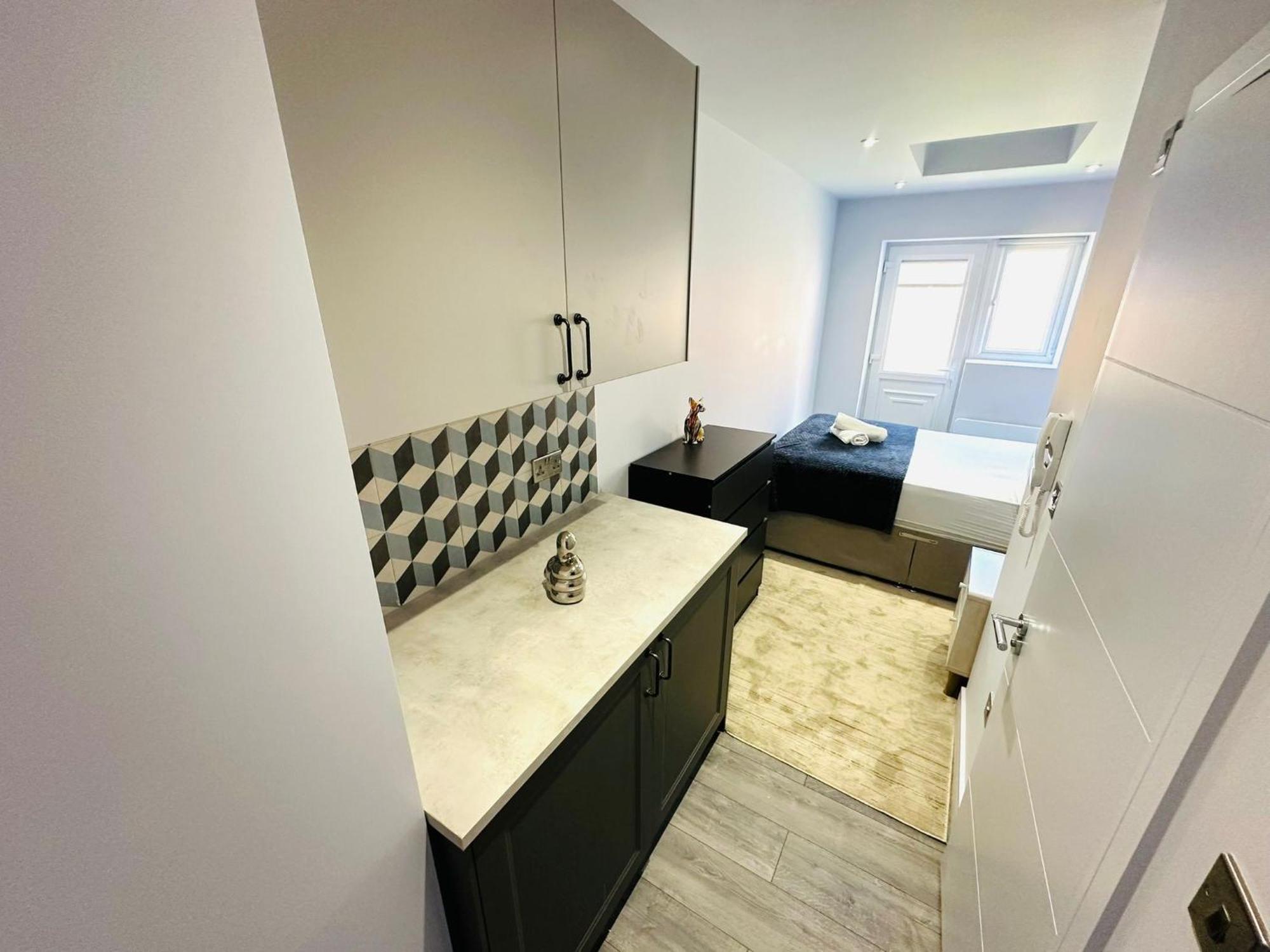 Gasthof Sw18 Great Location Perfect For Tourist *