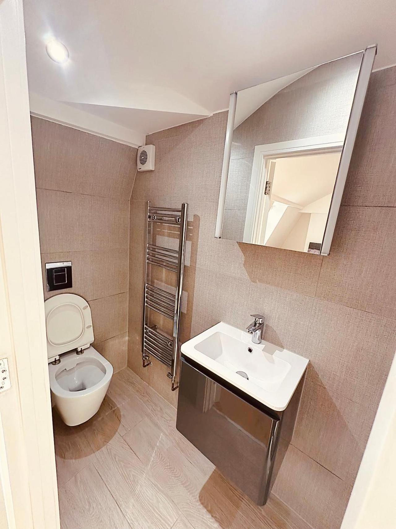 3 Bed 2 Bath Near Greenwich Park 6 Guests Maximum Lägenhet *