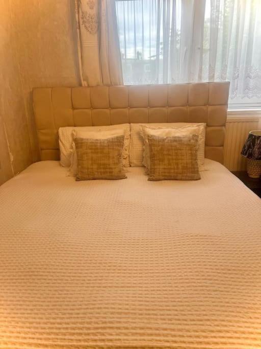 Apartment Beautiful 1 Bedroom House With Garden