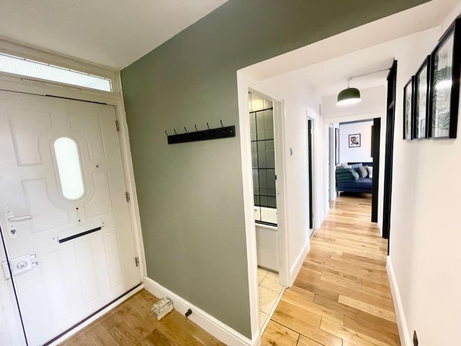 New Deluxe 2bed Beautiful Old St