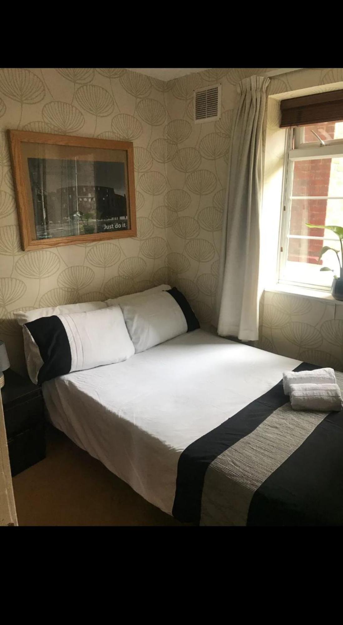 Homestay Crownstone Court London