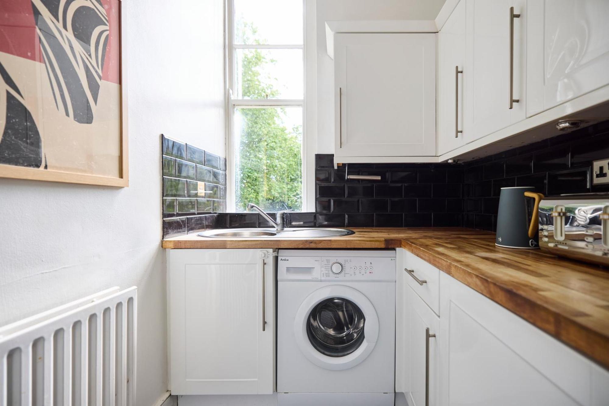 The Putney Classic - Trendy 2bdr Flat Apartment London