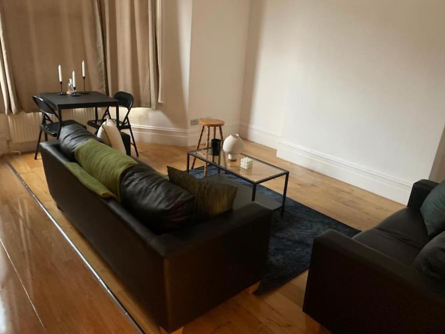 Lovely 3 Bed Flat In Maida Vale Apartment London