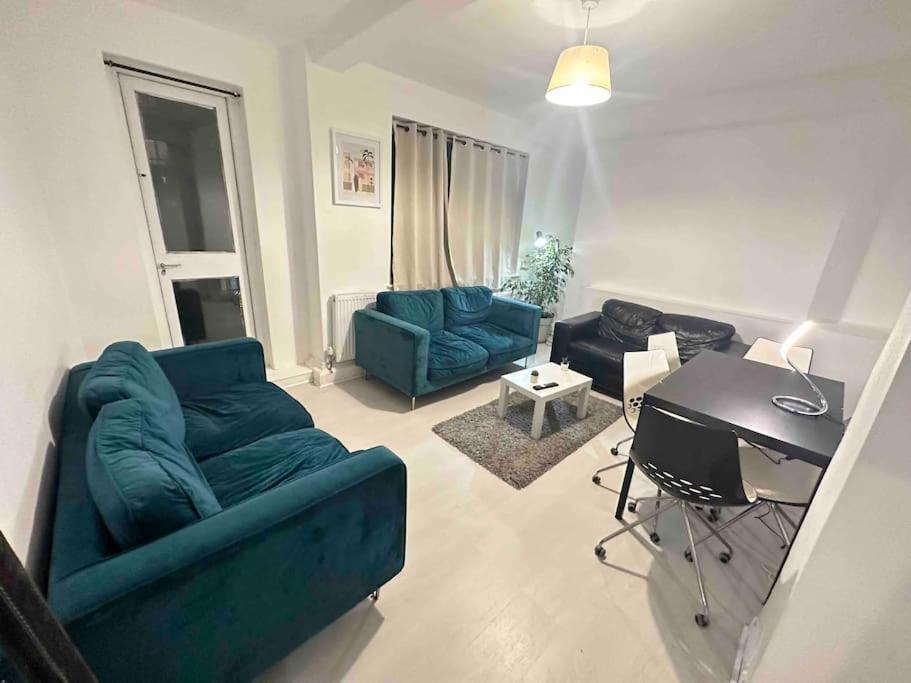Apartment 3 Bedroom Flat Kings Cross London