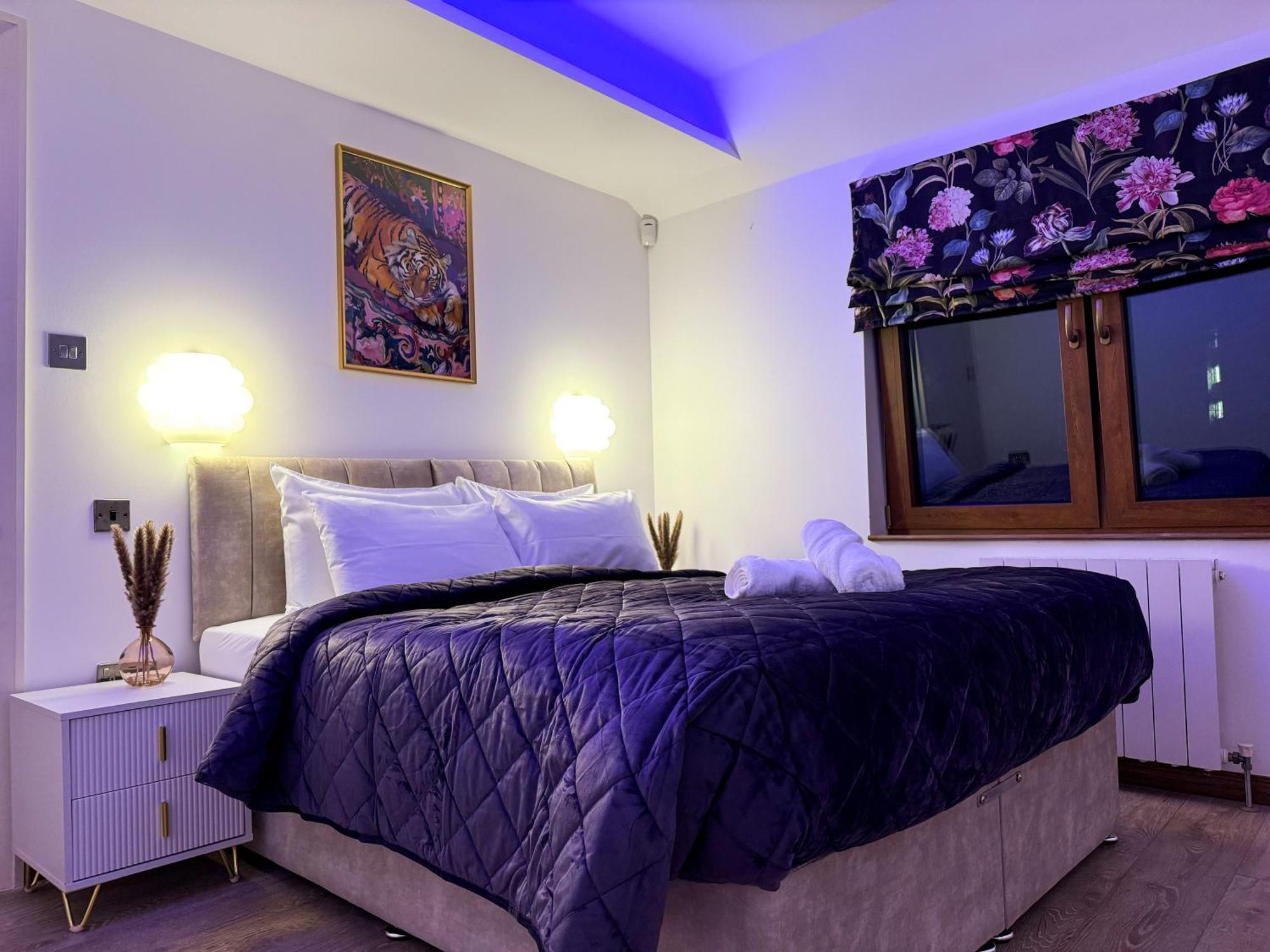 Feriehus Luxurious 3bed House With Bath & Garden *