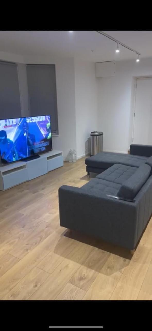 A Cozy Flat In Royalstandard Appartamento Londra